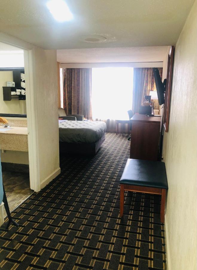 Quail Inn And Suites - Миртл-Бич Экстерьер фото