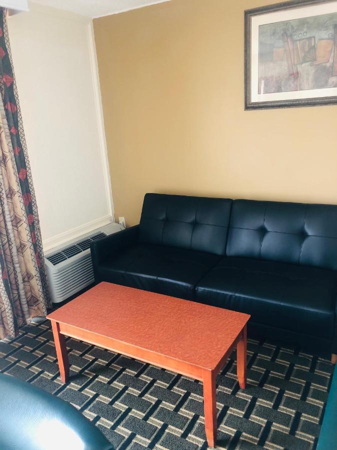Quail Inn And Suites - Миртл-Бич Экстерьер фото