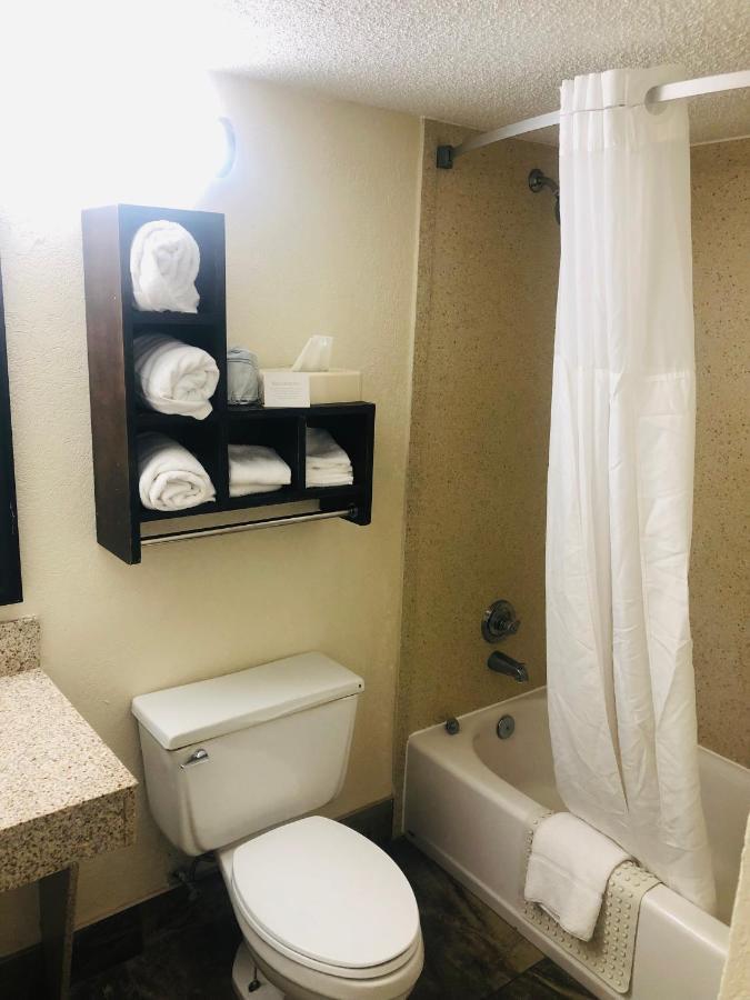 Quail Inn And Suites - Миртл-Бич Экстерьер фото