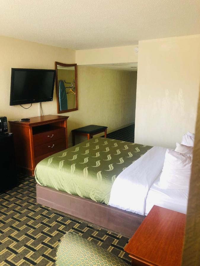Quail Inn And Suites - Миртл-Бич Экстерьер фото